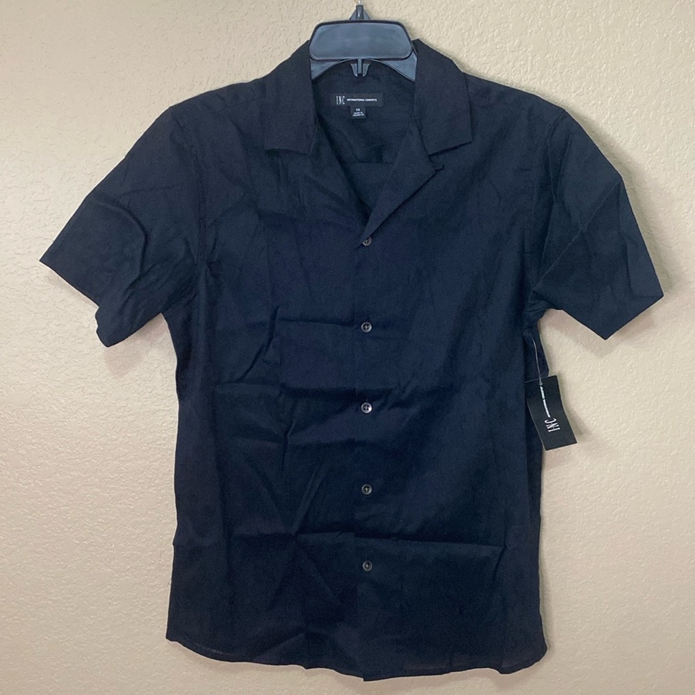 Men’s INC International Concepts Deep Black Island Breeze Button Down Shirt